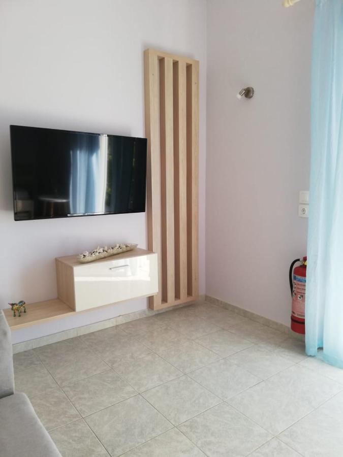 Aloni Studios And Apartments Lassi  Luaran gambar